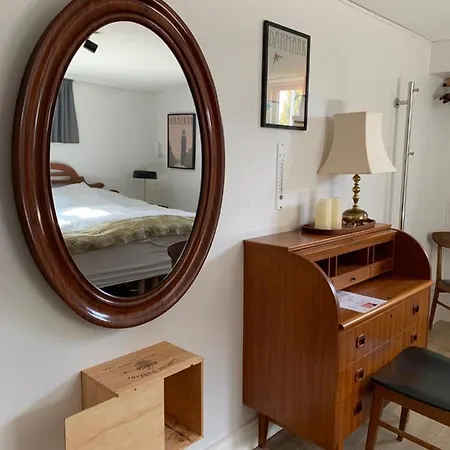 Comfortable Large King S Bed Near Cph Centre Гостевой дом *
